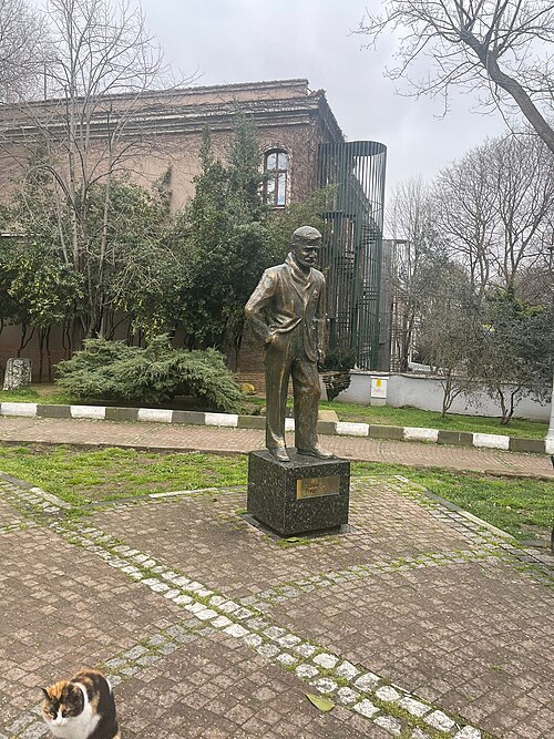 Özdemir Asaf
